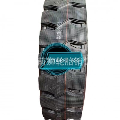 银宝 晋中王 虎运全钢丝货车轮胎1100 1200r20矿山防爆载重轮胎图5