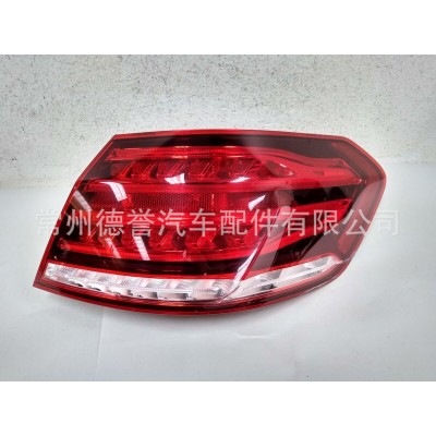 适用于奔驰W212 14-15运动版后尾灯A2129060703/A2129060803图5