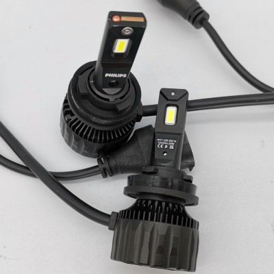 Philips飞利浦50W LED烈日极光Ultinon Rally 3551 H4 H7 hb3灯泡图3