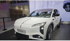 安全是底色、智能为新章，红旗天工08预售23.98万元起